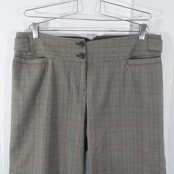 NWOT! LANE BRYANT! BLACK/WHITE/RED MICROPLAID KNEE LENGTH WALKING SHORTS! SZ 16 - Picture 3 of 9